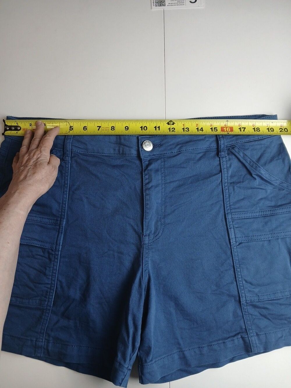 KUT from the Kloth Women's Sz 16 Blue Cargo Shorts Utility Hiking Casual Comfort - Picture 4 of 8